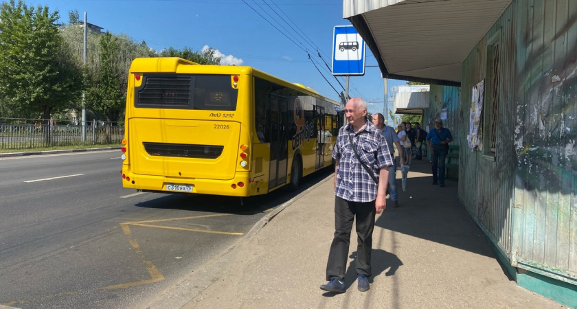 Михаил Евраев поручил увеличить штат водителей автобусов к началу следующей недели