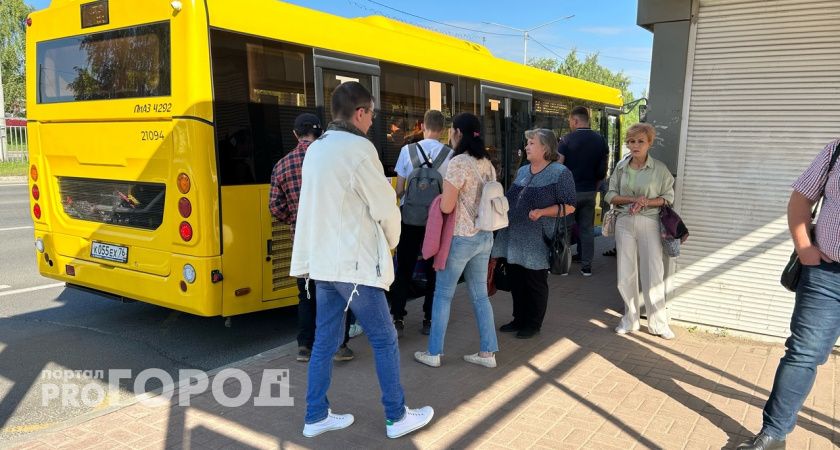  Минтруд требует резко повысить МРОТ