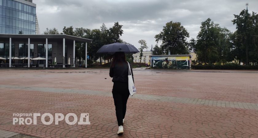 Осенняя погода продолжает захватывать последние дни лета в Ярославле