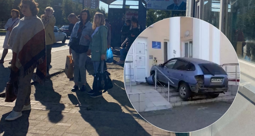 В Ярославской области пьяный водитель заехал на крыльцо приемной «Единой России»