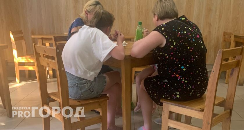 Бляшки вырастут мгновенно: врач назвала смертельно опасную еду, которую любят все