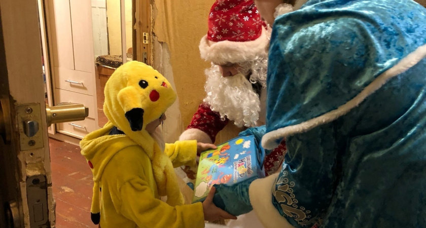 Ярославцы дарят подарки особенным детям