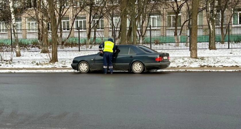 Неприятный сюрприз: российских водителей могут лишить прав за медленную езду