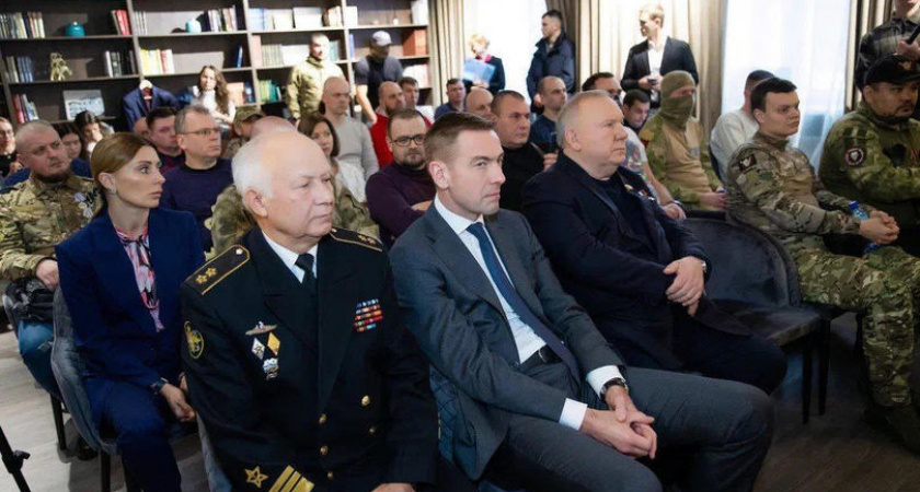 ПСБ и Фонд «Защитники Отечества» выдали ветеранам СВО первые совместные платежные карты