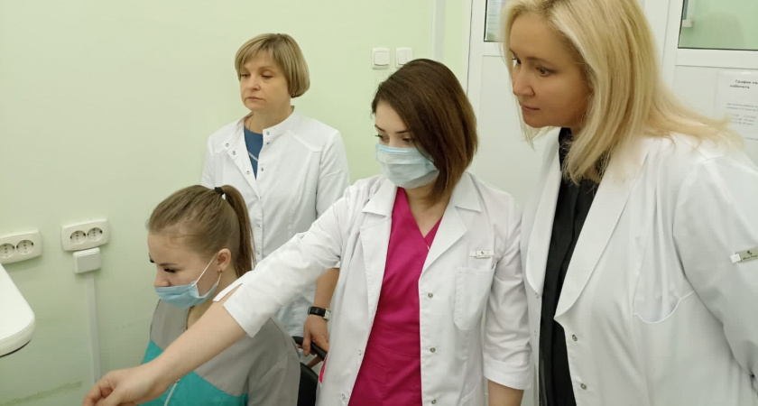 Главврач проанонсировала ремонт в Соловьевской больнице