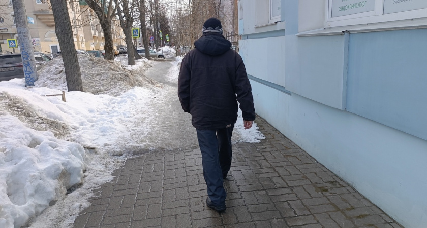 Житель Ярославской области познакомился с мужчиной в кафе и обокрал прямо там