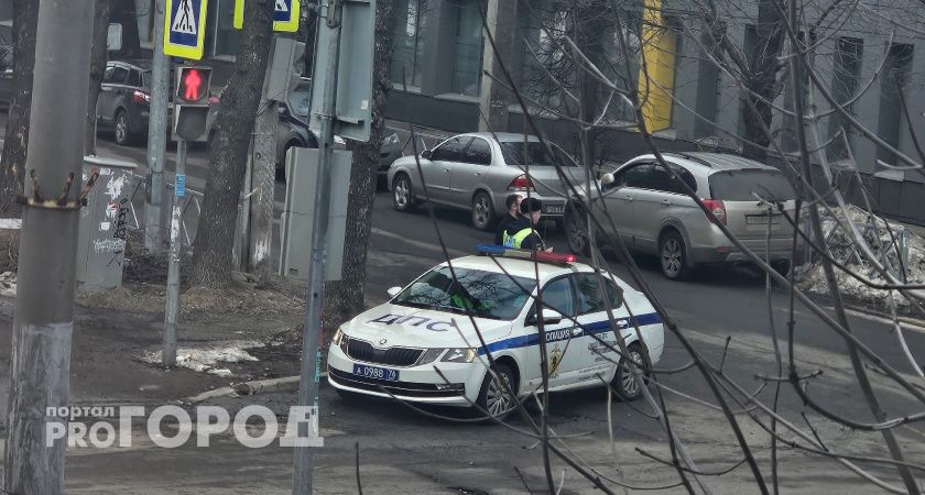 В Ярославле в эти дни ГИБДД останавливает водителей: что проверяют