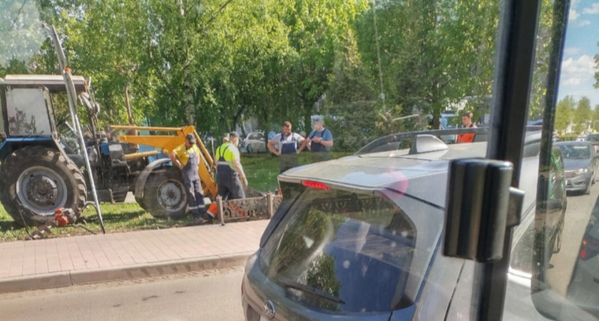 После объявления на Авито в Ярославле вернули забор 