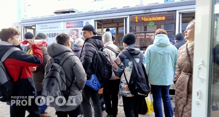 Под напором ярославцев власти частично открыли трамвайное движение