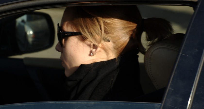 Богатые люди тоже стучат по дереву: секретные ритуалы миллионеров для привлечения денег