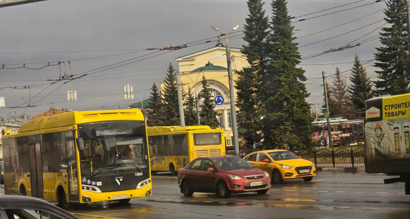 В Ярославле запретят  парковку на Красном съезде