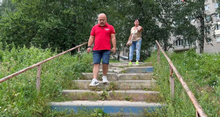 "Живая ты домой придешь или нет": жители Фрунзенского района указали на аварийные лестницы