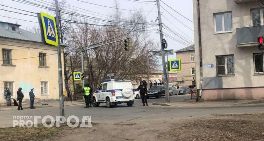   Слабовидящего подростка в Красных Ткачах ударили за демонстрацию среднего пальца