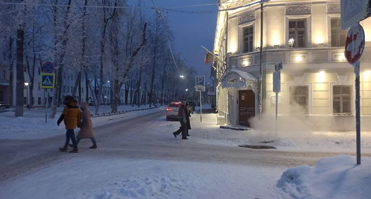 Главные новости Ярославля 18 октября: зима и заслуженный учитель.
