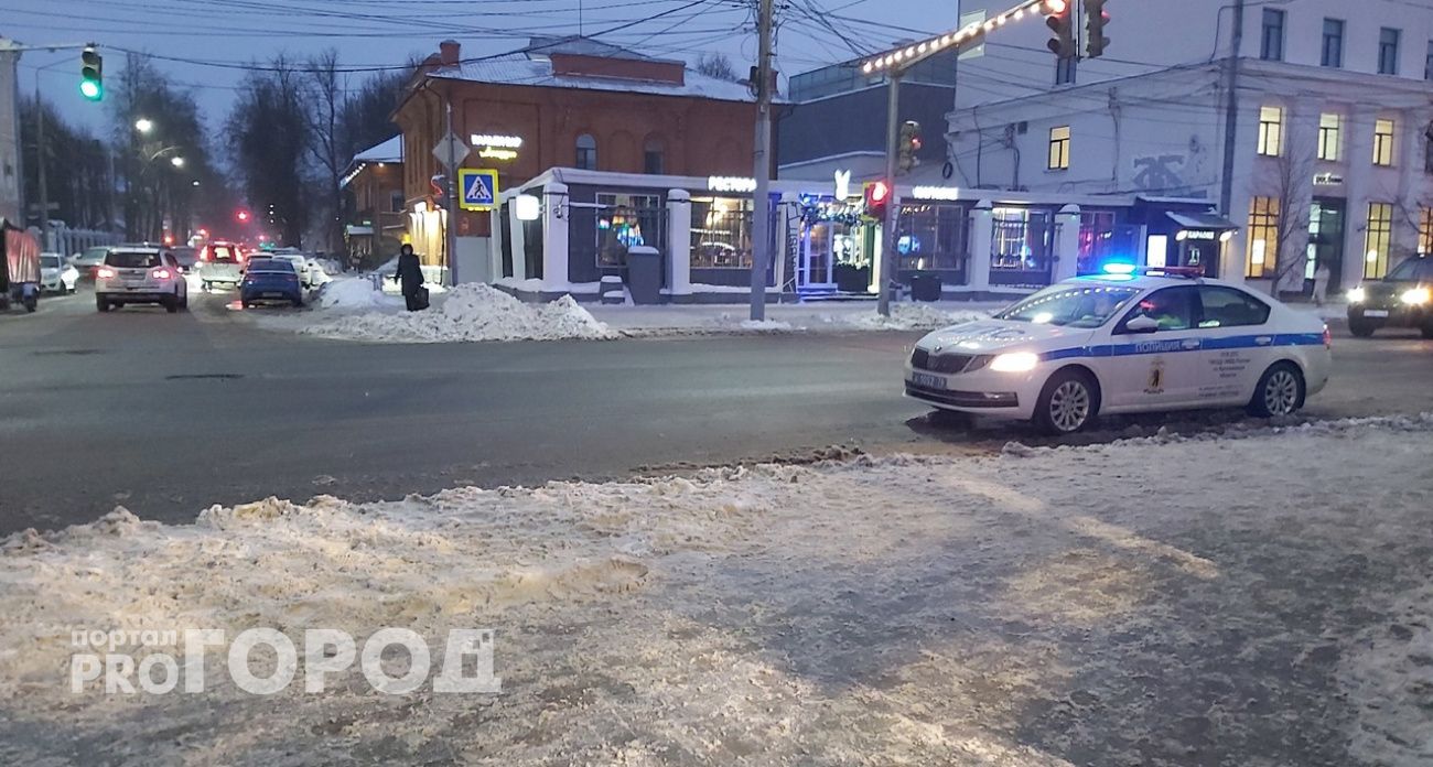 Двоих детей сбили в аварии в Ярославской области