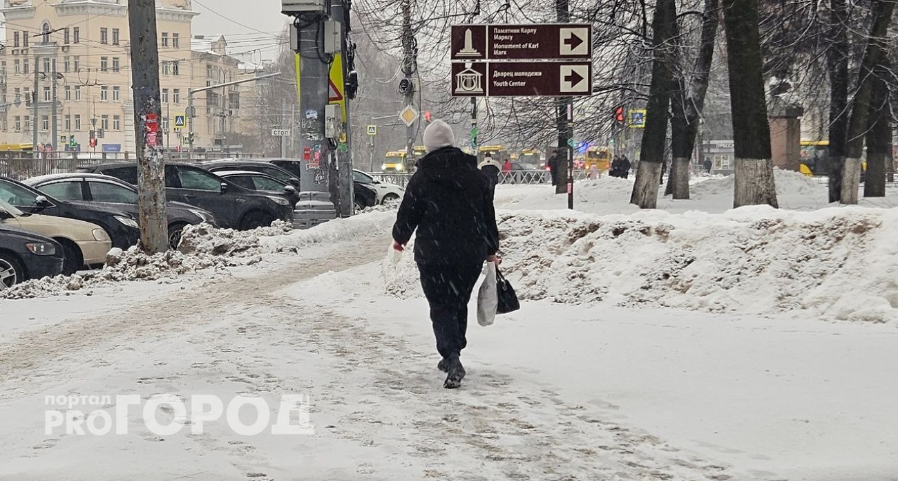 Сугробная катастрофа стала непроходимым препятствием для ярославцев на пути к поликлинике