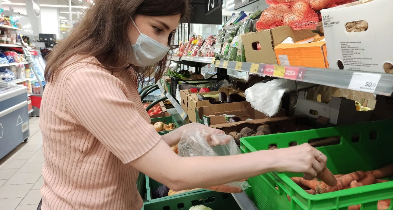 Крик души учителя на пенсии: "Еда самая дешевая - с желтыми ценниками