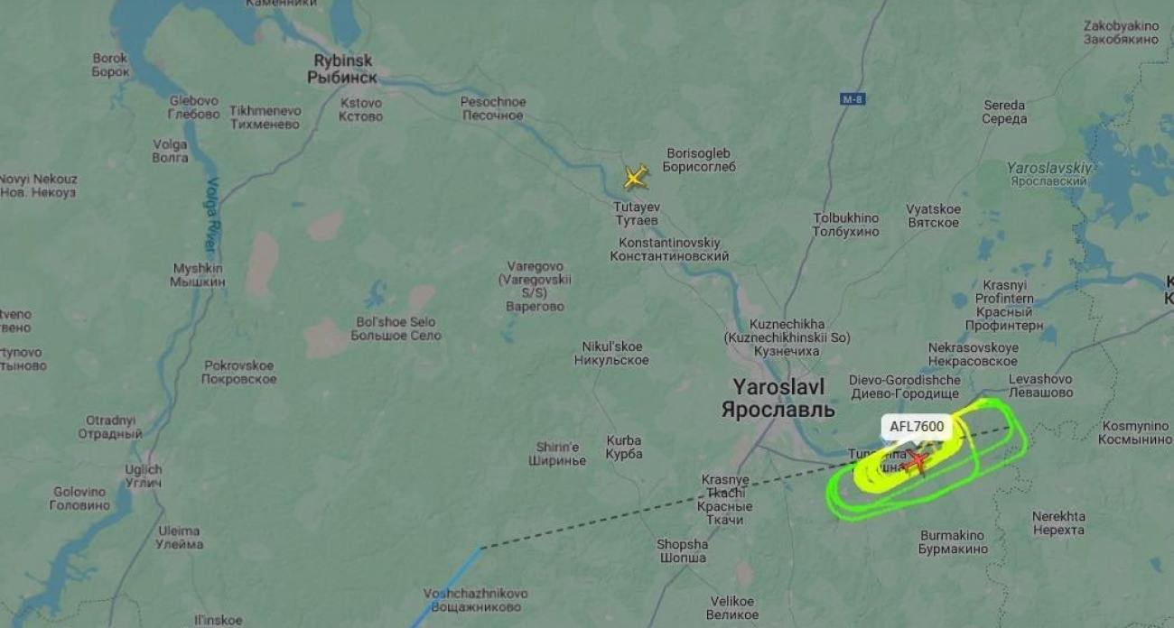 Загадочный самолет часами кружил над Ярославской областью