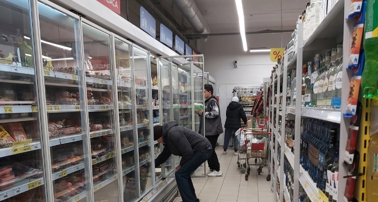 Хотят запретить продажу алкоголя по воскресеньям: ответ ярославцев