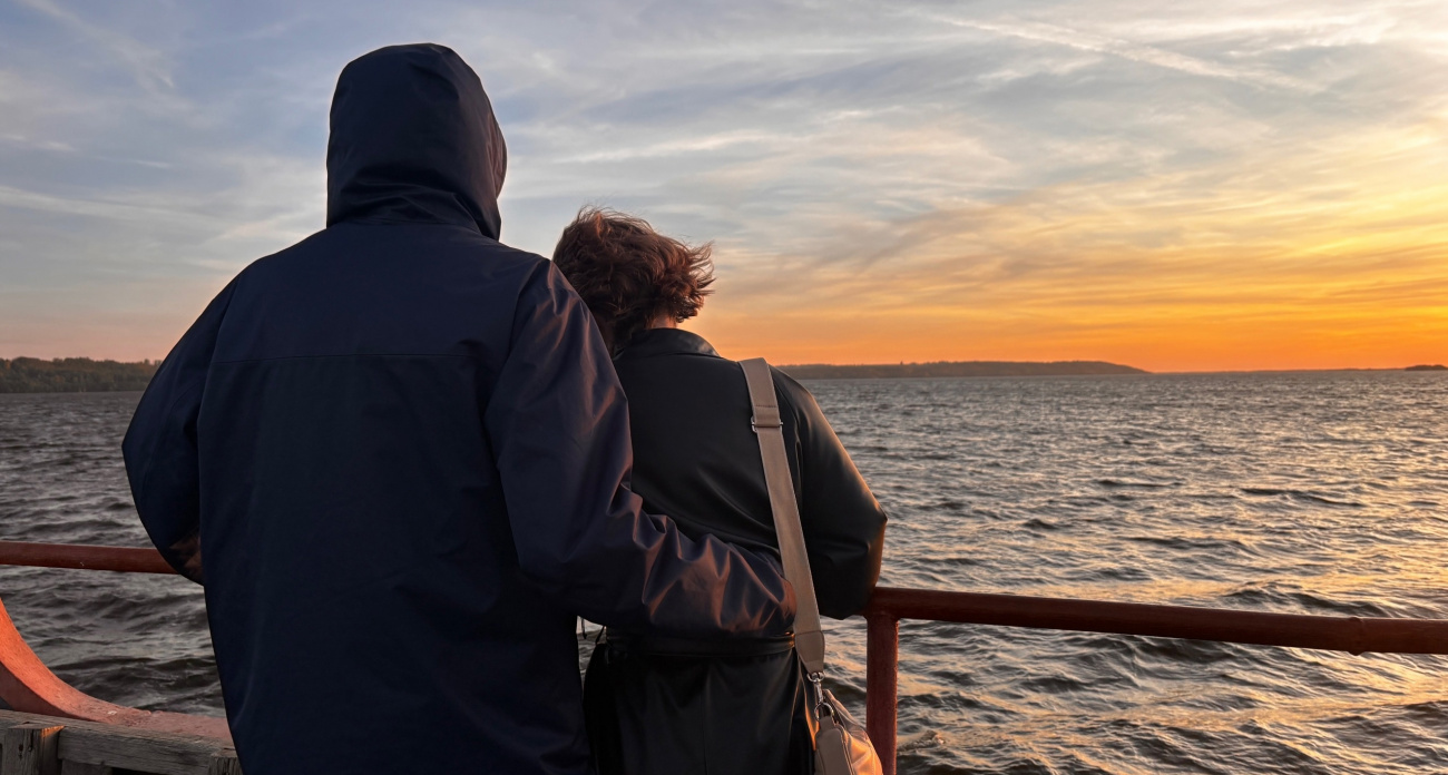 Розовая Луна 2025: пять знаков найдут любовь