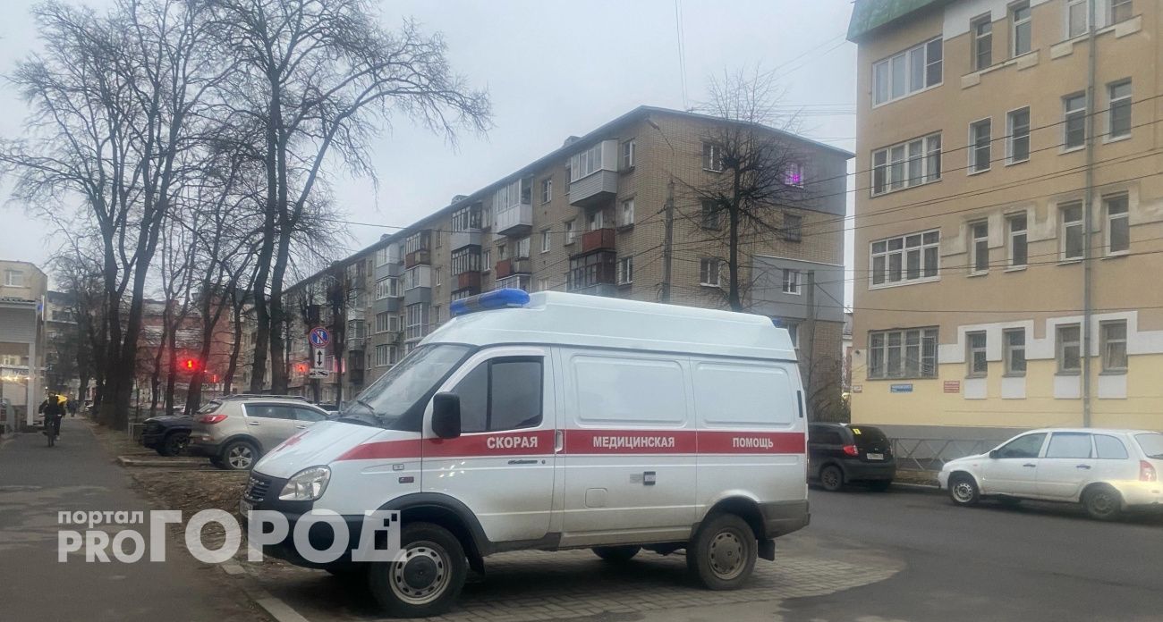 В Рыбинске росгвардейцы помогли врачам доставить буйного пациента в больницу