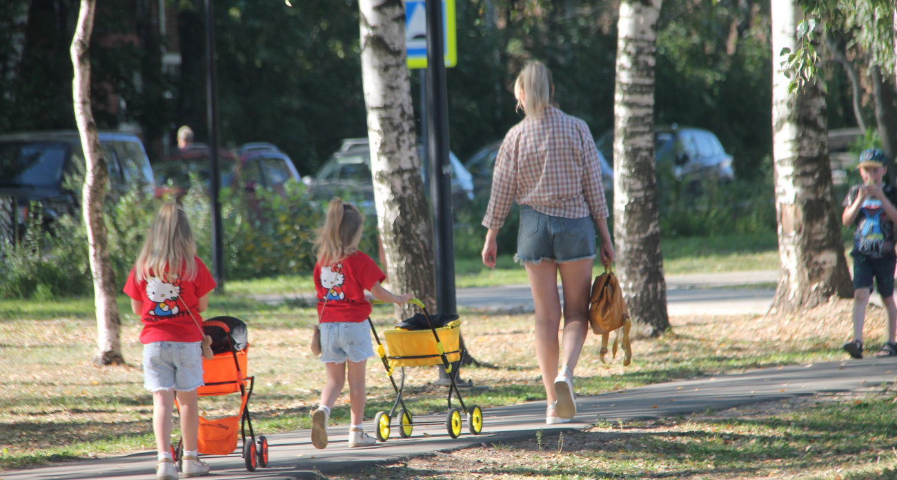 Мир на ладошке: 10 добрых историй ко Дню защиты детей