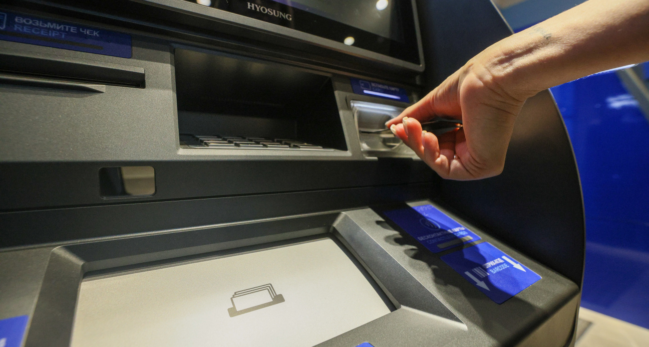 К концу 2025 года сбережения россиян приблизятся к 70 трлн рублей