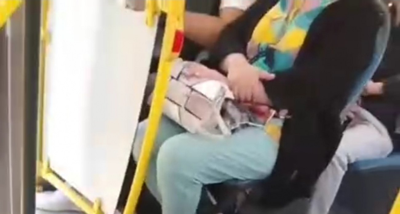 Скандал из-за мата в автобусе разразился в Ярославле