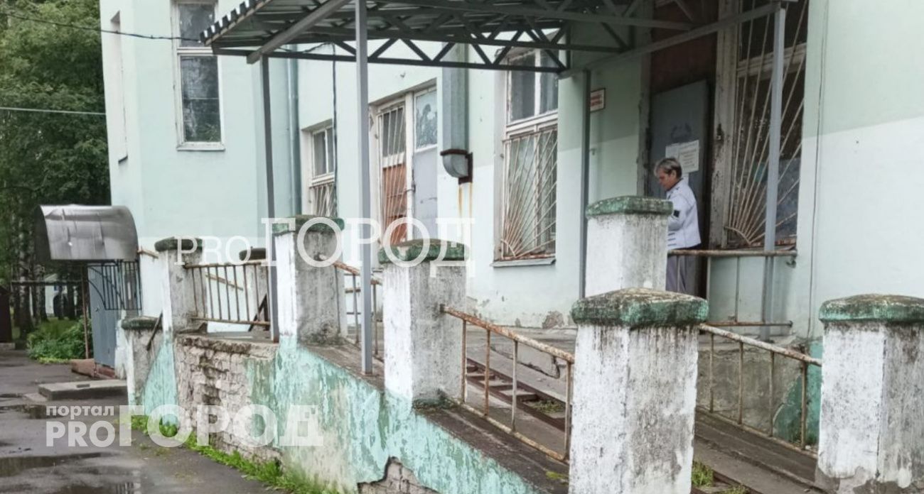  Главврач медикам на простое: "Понимаем желание сохранить зарплаты в 190 тысяч при отсутствии пациентов"