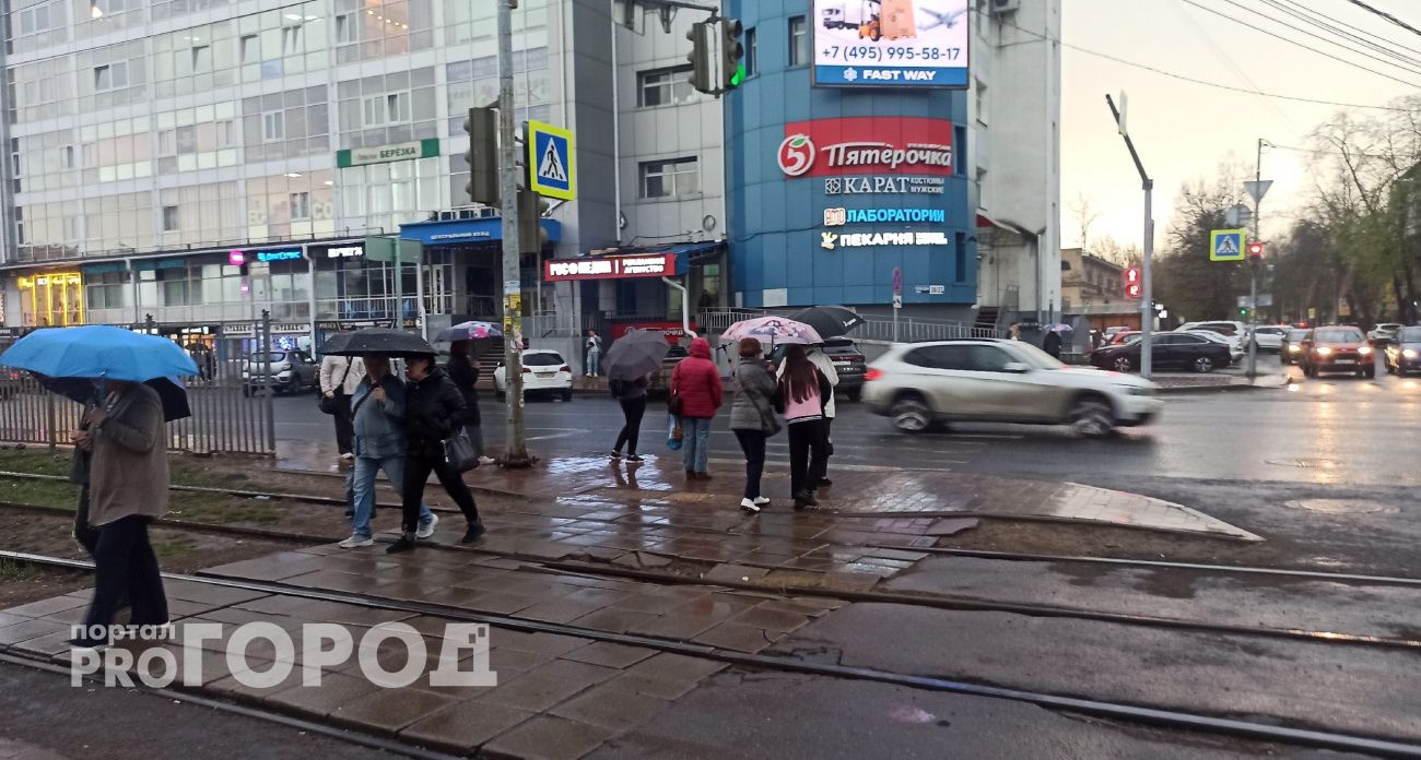 Гроза с градом продлится в Ярославле сутки