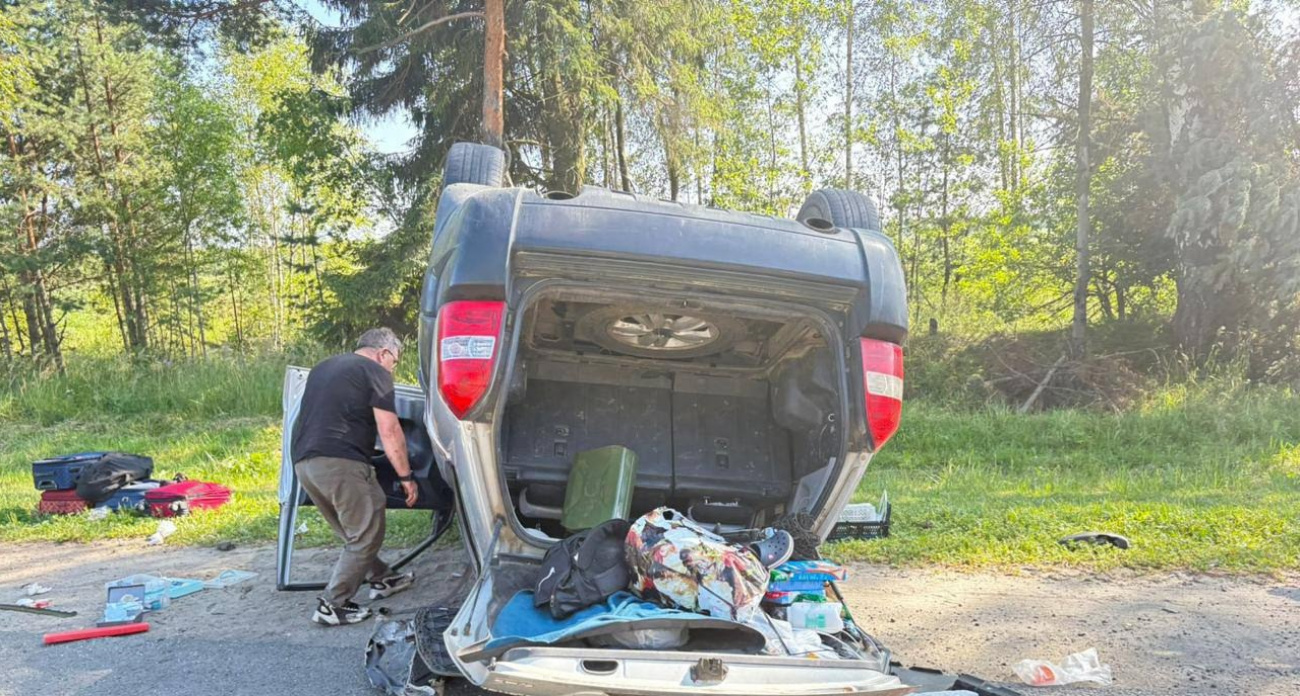 В аварии на ярославской трассе пострадали две женщины и ребенок