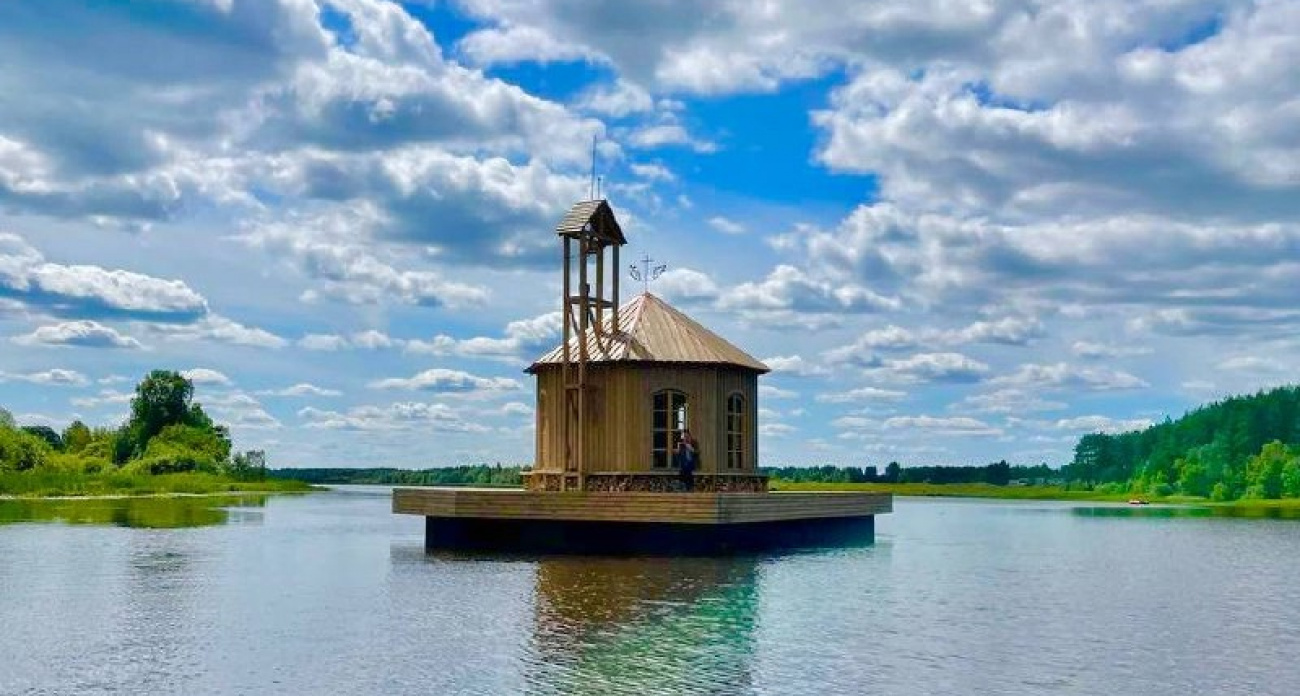 В Ярославской области появилась плавучая часовня