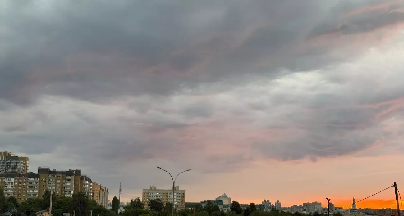 Синоптики предупреждают: дождливое лето 2025 обернется аномальной зимой - узнайте подробности