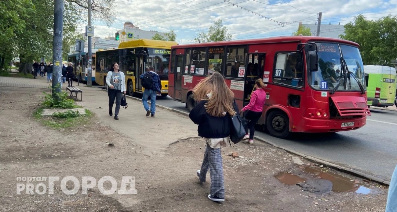Эпоха маршруток с наличной оплатой закончилась в Ярославле
