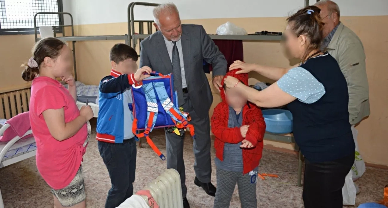 Мать с детьми из Узбекистана в центре мигрантов и изменения в учебном году 2025/26 - главные новости за 20 августа в Ярославле