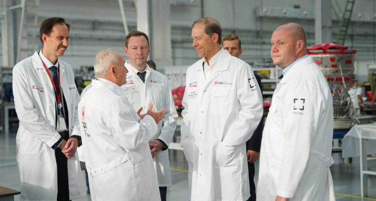 В Рыбинск прилетел вице-премьер Мантуров