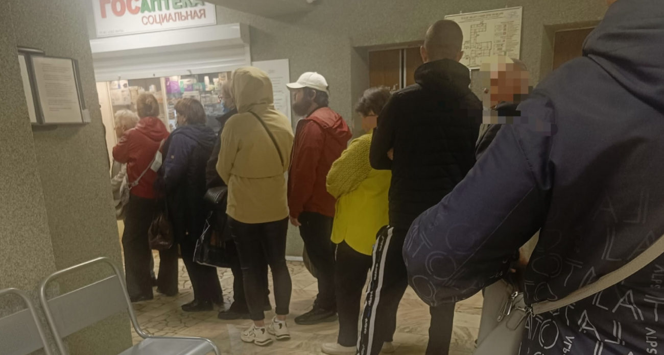  В тутаевской больнице выросли очереди: "За утро 200 человек"