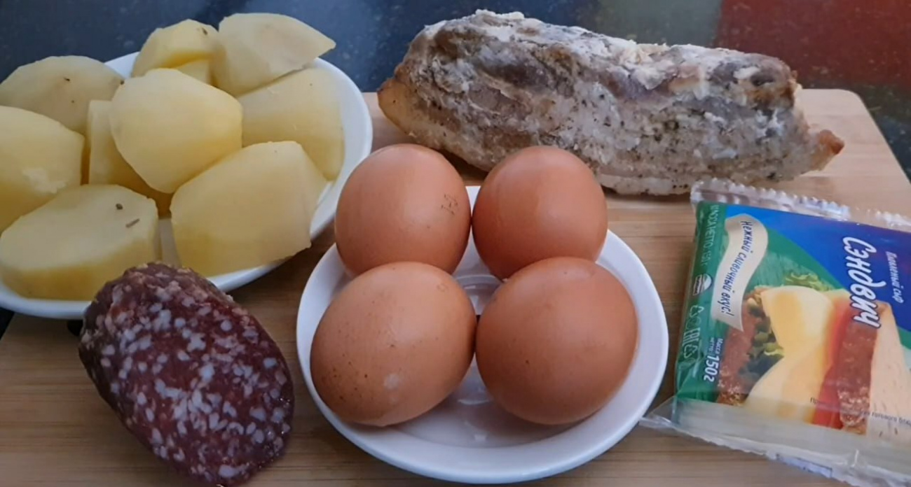 Больше не ломаю голову в магазине: полный список, что взять из еды в поезд дальнего следования