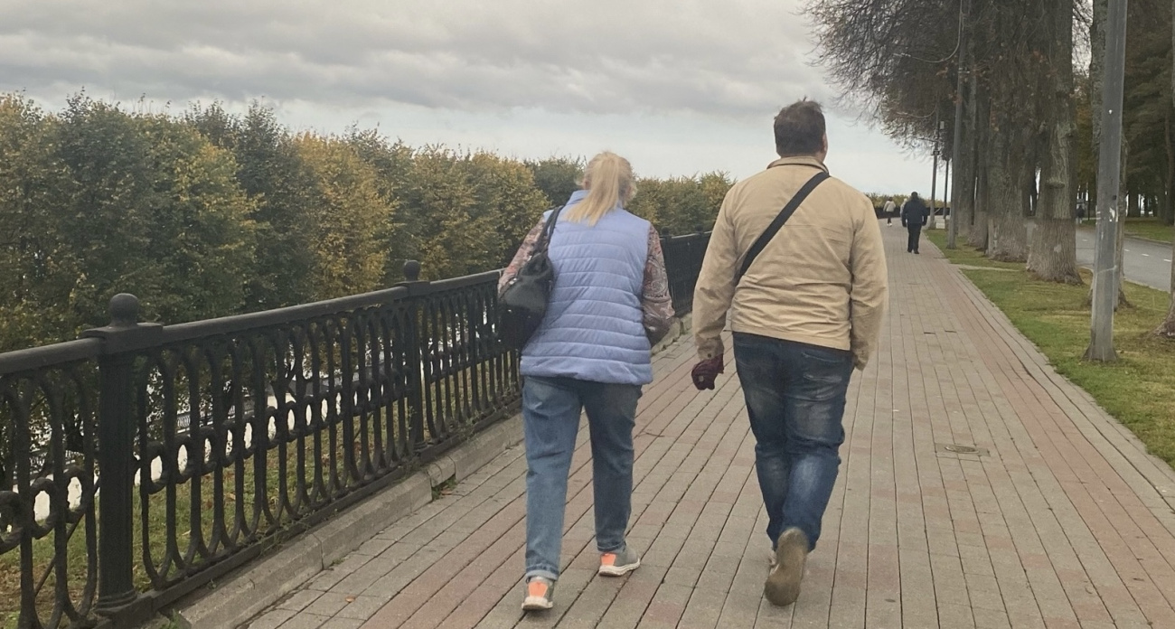 Делаю вкуснейший пирог на сковороде всего за 15 минут: муж и дети сметают сразу же