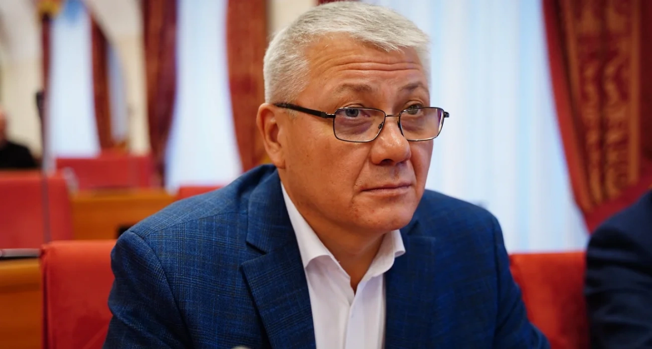 Уволенный главврач второй больницы стал депутатом