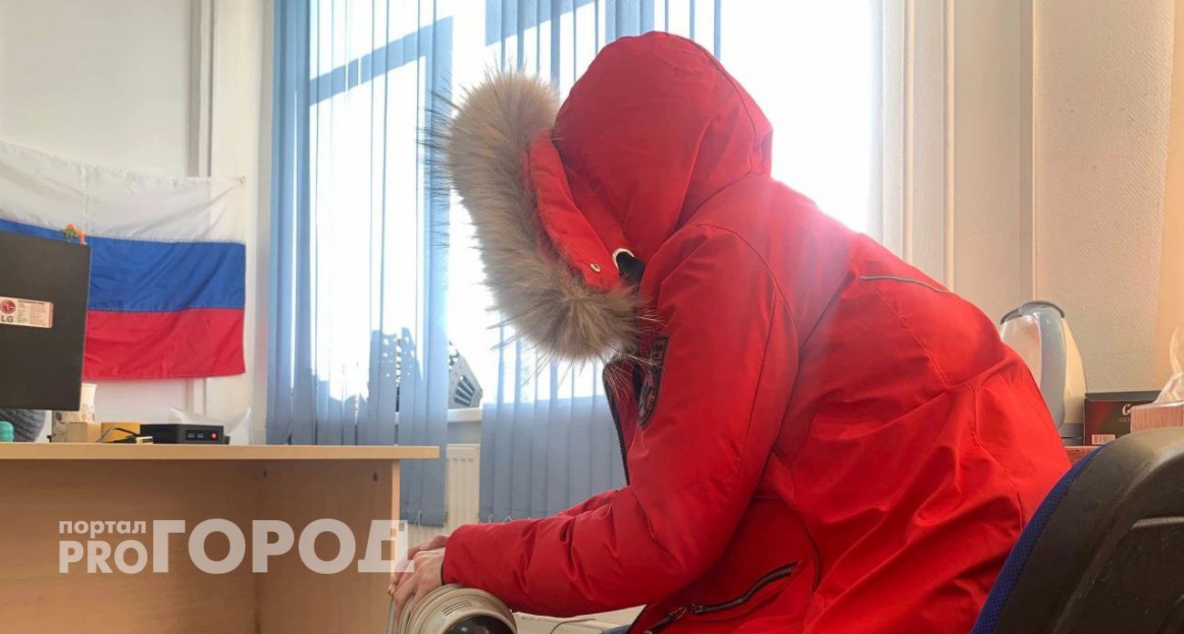 В школе Ярославля сократили уроки и одели детей в куртки из-за выключенного отопления