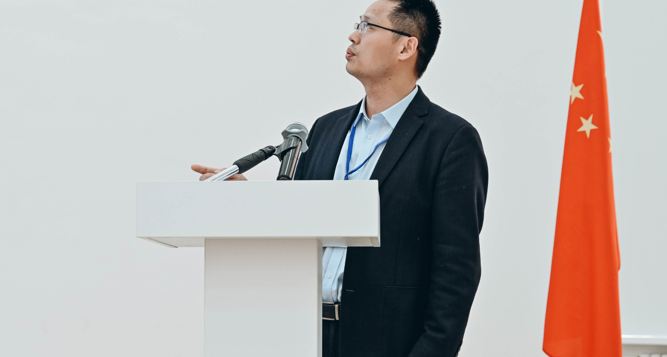 Китайцы из Уханя проводят в Ярославле конференцию