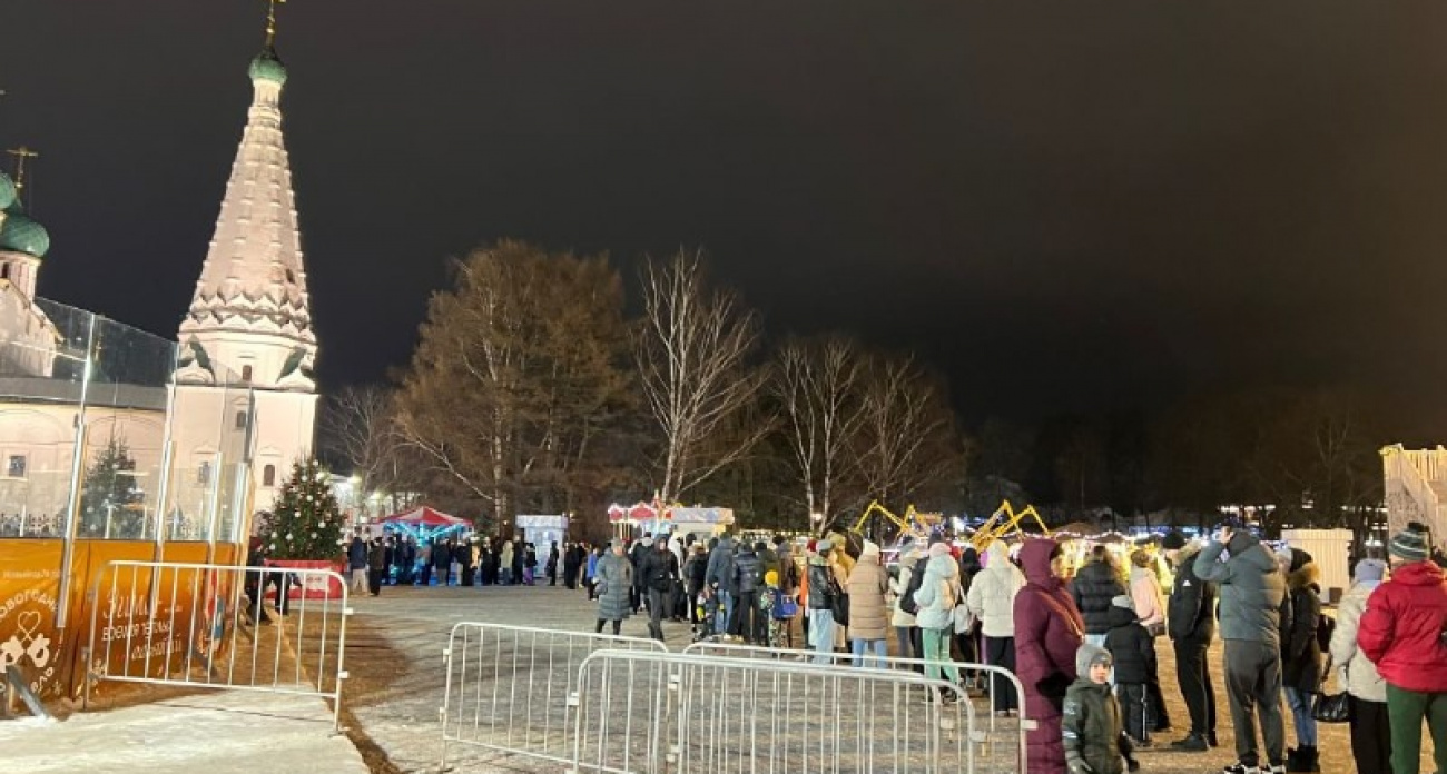   Ярославцы просят сделать бесплатную парковку в центре Ярославля в ночное время 