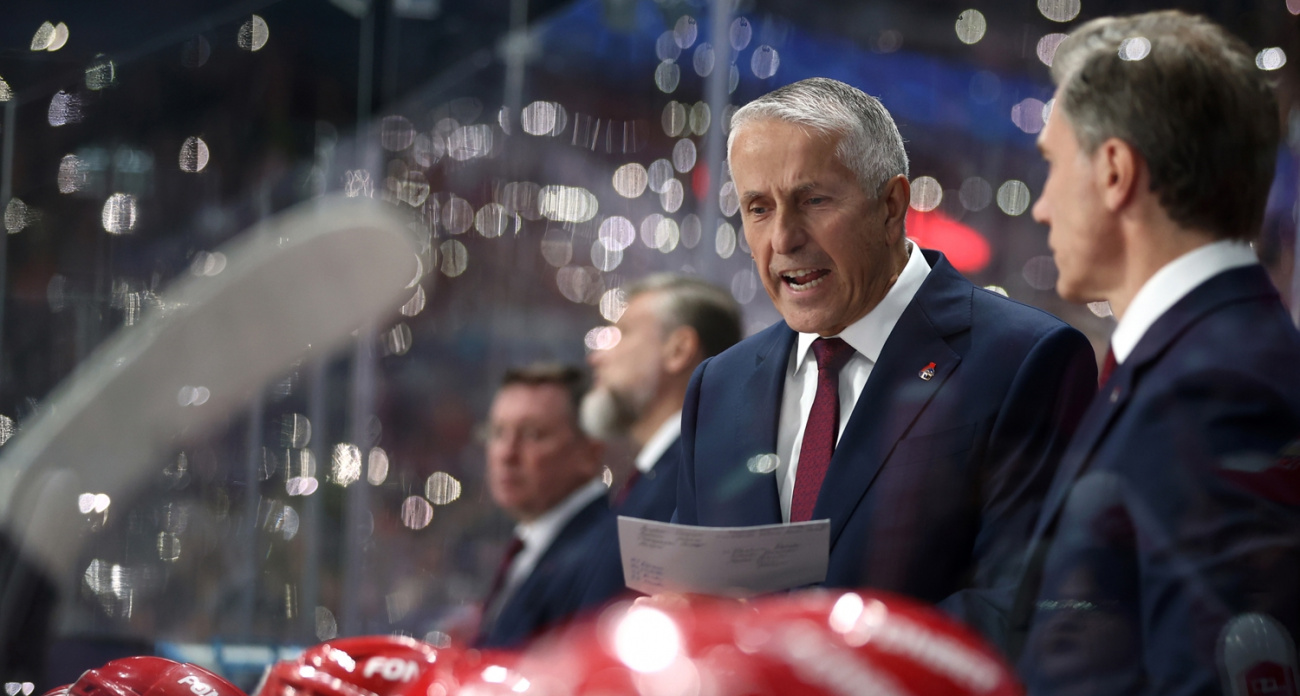 Боб Хартли высказался об удалении Радулова после поражения в Казани: "Никто не идеален"