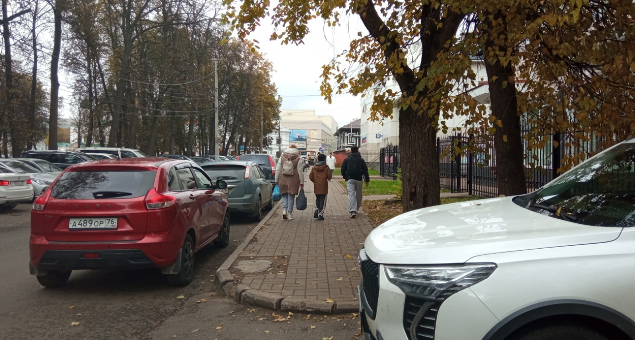В Ярославле депутаты требуют расширить льготы на платные парковки