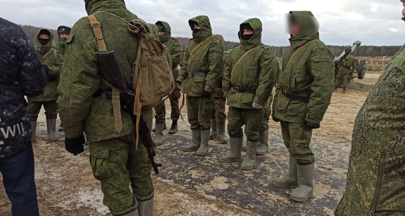 Минобороны приглашает жителей Ярославля пойти в добровольцы для обороны НПЗ