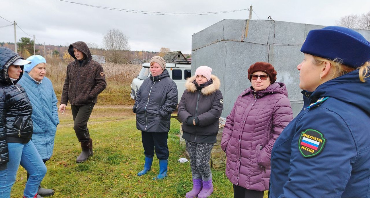Прокурор три часа плыла до деревни в ярославской глубинке с 30 жителями