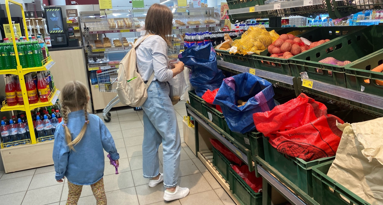 "Вместо зефира и конфет лучше есть это": опытный фитнес-тренер назвал самую полезную сладость