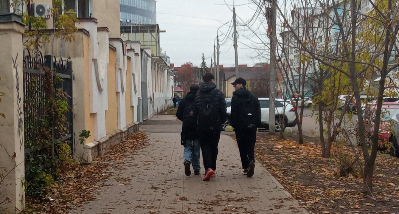 Губернатор попросил жителей Ярославля не трогать обломки БПЛА