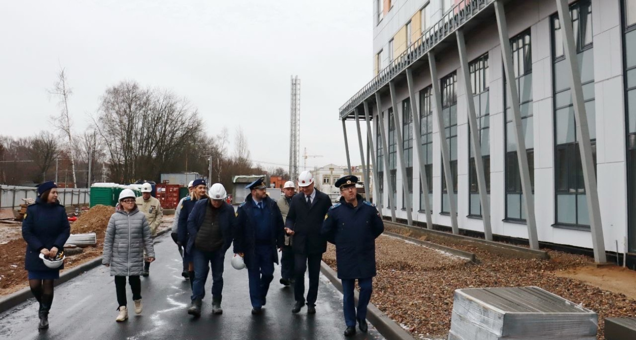 Прокурор области взял на карандаш строительство стационара детской областной больницы в Ярославле